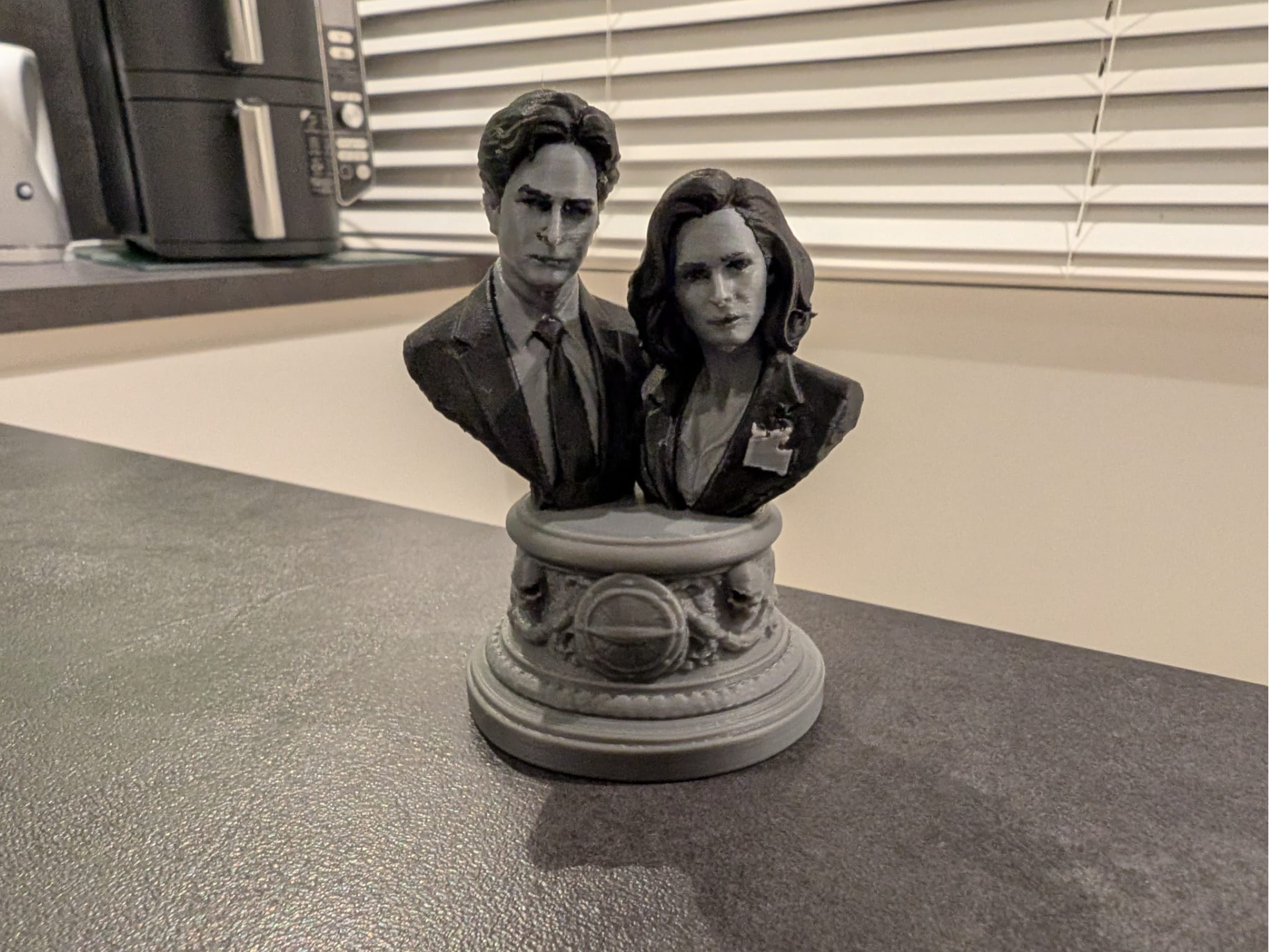 Mulder & Scully Bust – X-Files