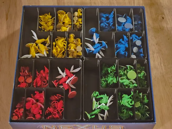 Rangement de boîte pour le jeu Nexus Ops