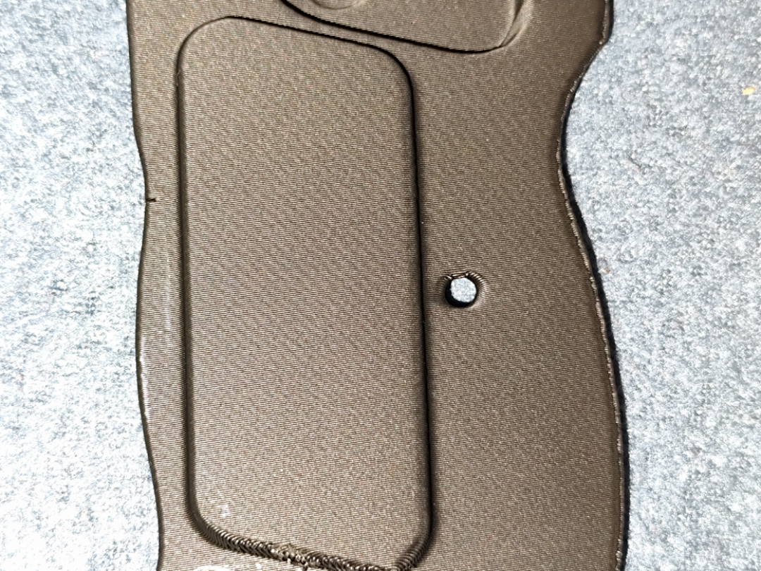 Ergonomic Textured Grip Tactical Style High Detail
