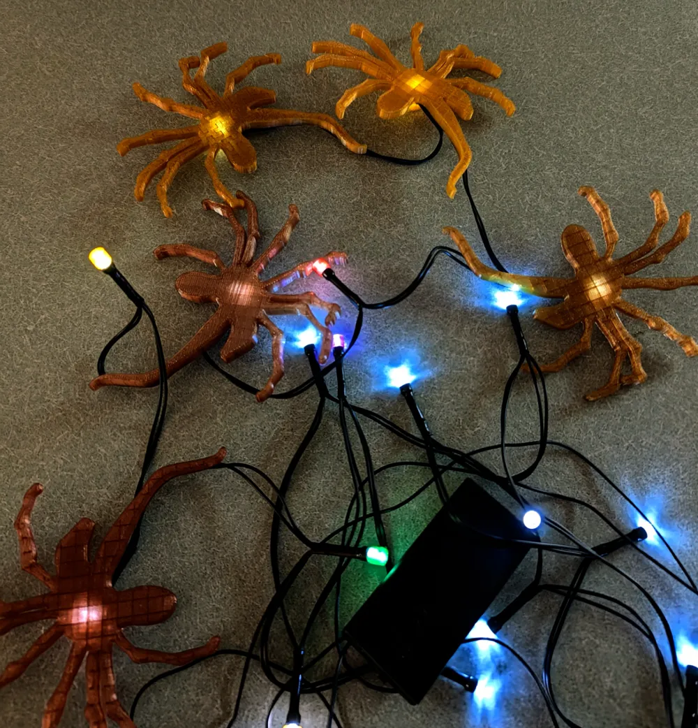 Halloween Lights - Alien Face Hugger by Aurora 3d Designs (Wawatay ...