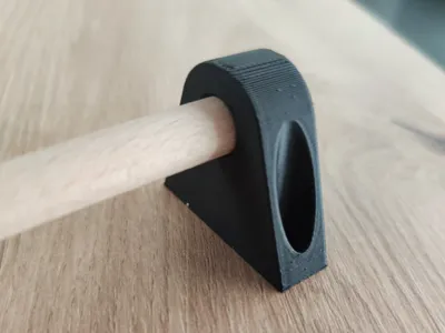Wooden Round Rod Holder