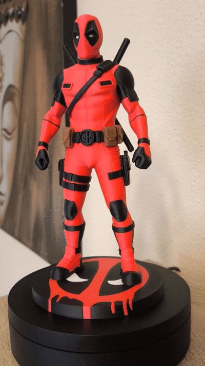 Detailed Deadpool figure