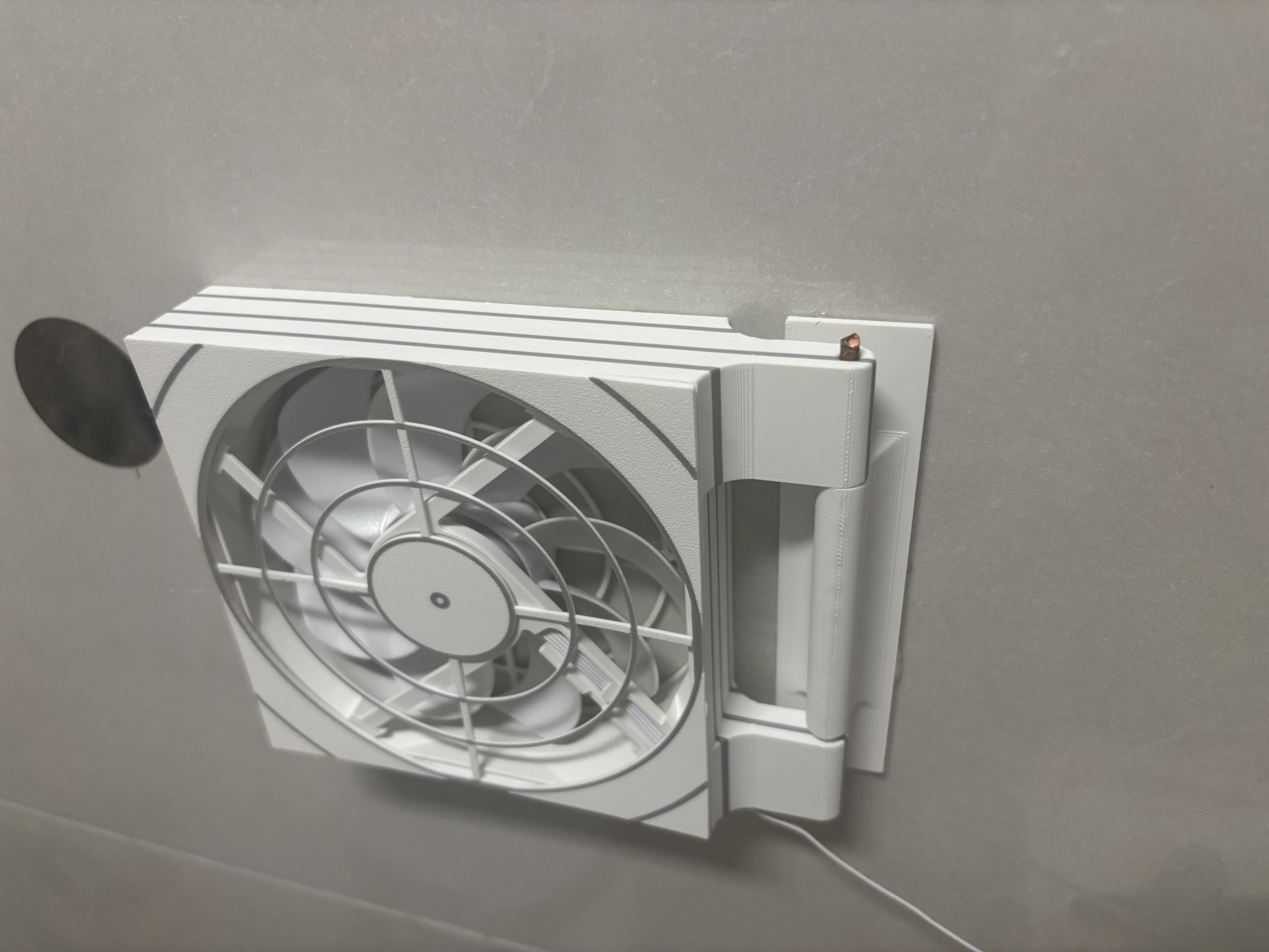 Miniatura 2 do modelo 3D 折叠壁挂风扇｜12cm 风扇通用！省空间 + 免打孔神器