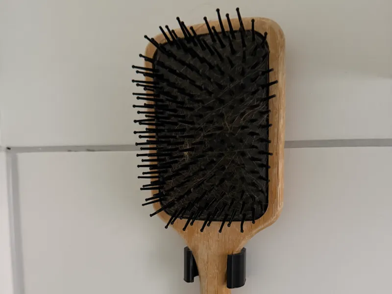 Haarbürsten Halter - keine Schrauben benötigt