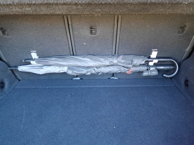 Umbrella hook for car trunk