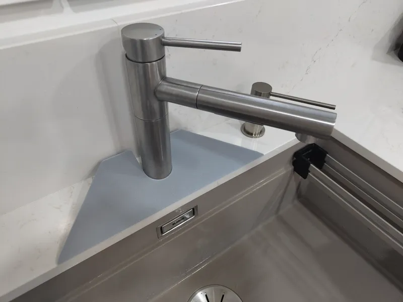 Kitchen Sink Splash Guard - for Blanco Faucet