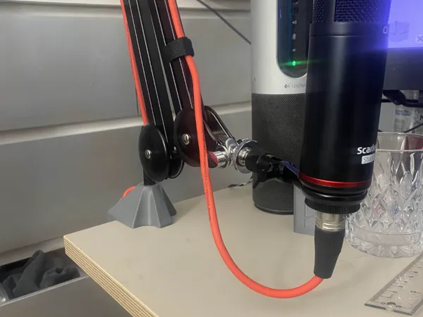 Support de microphone de bureau