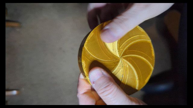 GigaShadow Box - Pillbug closure