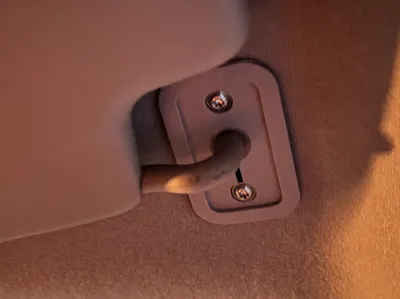 Ford Transit Sunvisor fixing element