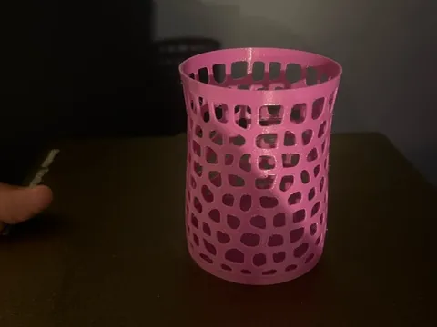 voronoi pen holder
