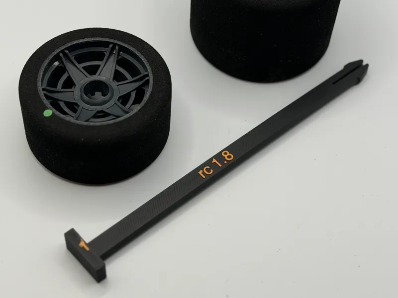 STECCA PER GOMME IN SPUGNA  1/8 RC 