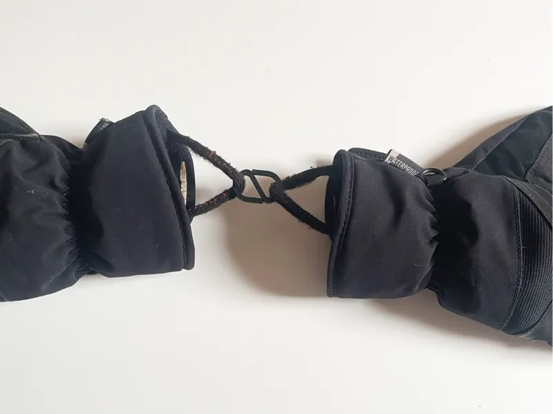Gloves hook