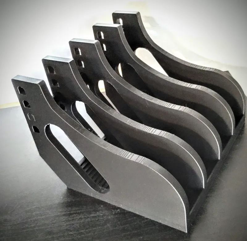 Adjustable Pistol Rack     -    No Screws Required