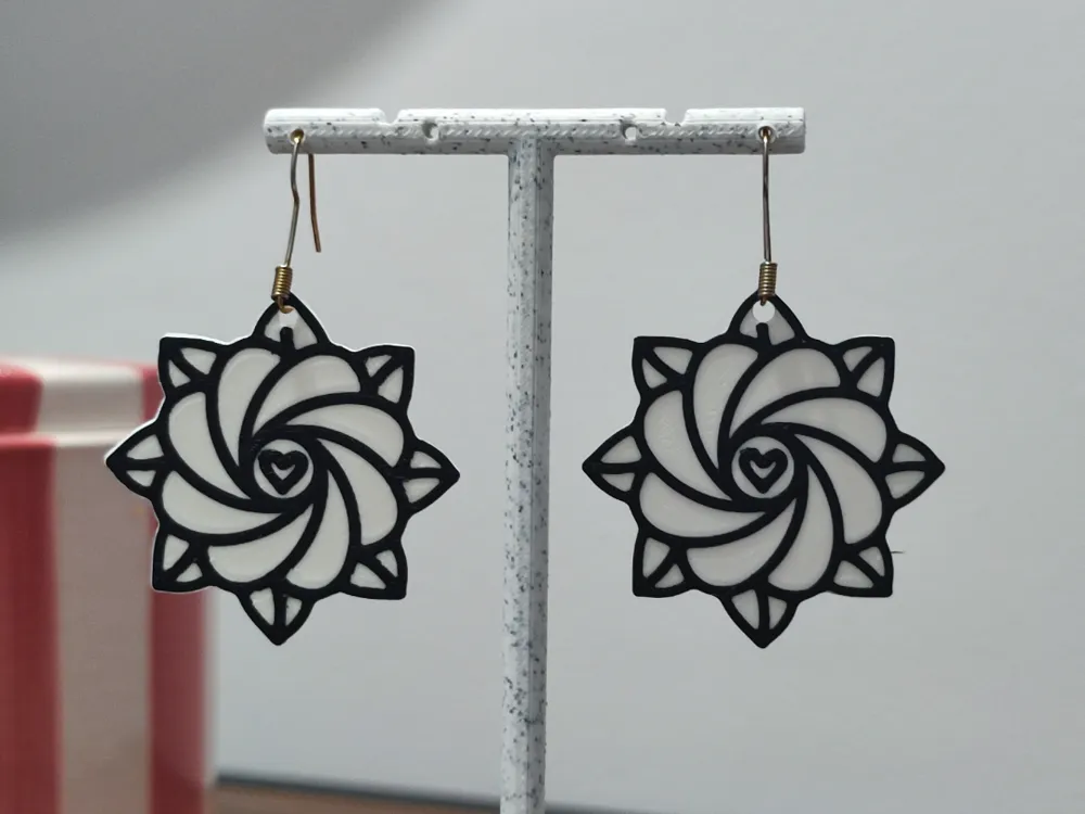 Pendientes: Aretes Espiral de Pasión. Referencia del modelo original.