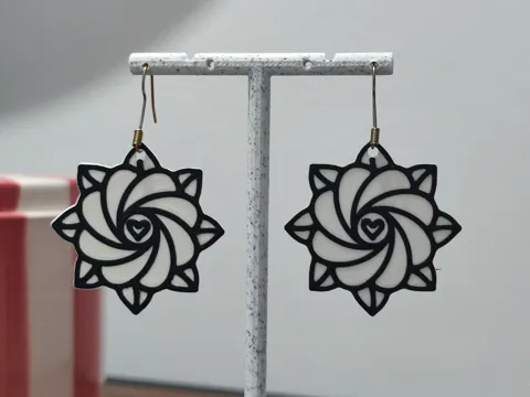 Pendientes: Aretes Espiral de Pasión — referencia de MakerWorld