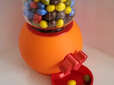 Candy dispenser with 720ml preserving jar