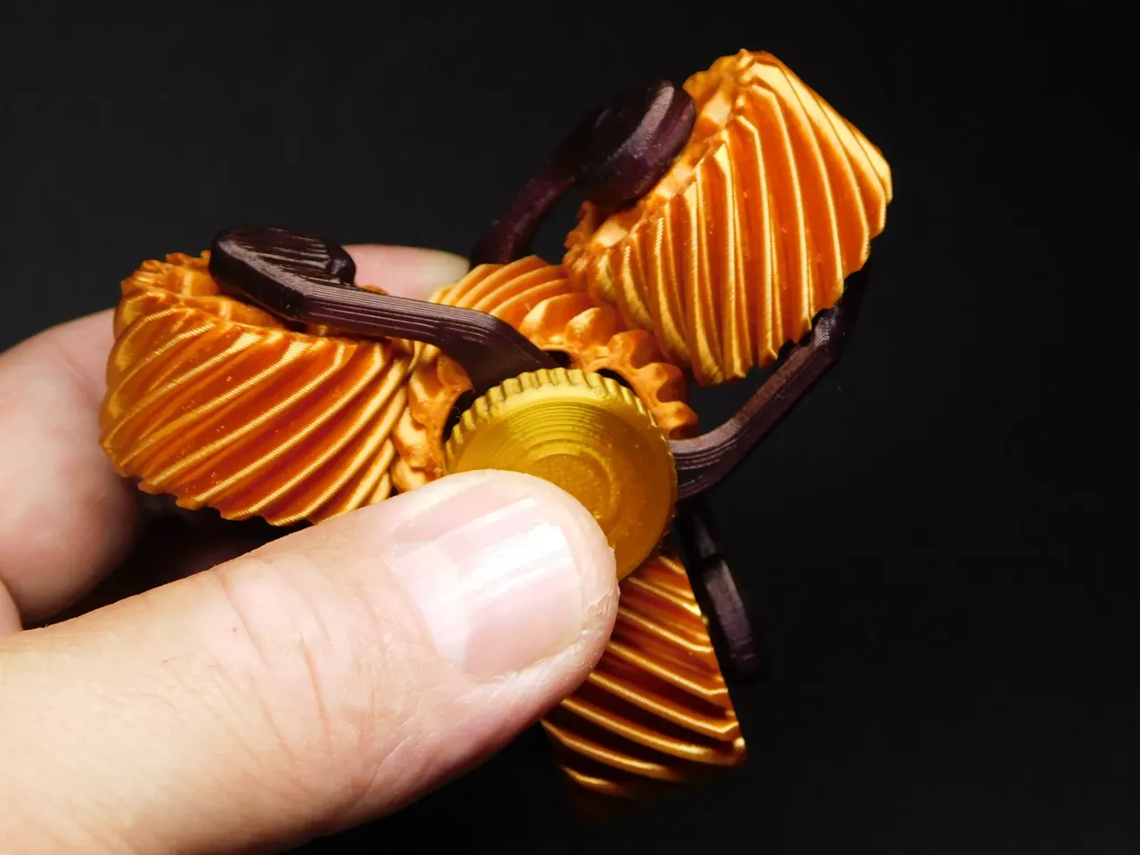 Triple helix gear spinner view 3