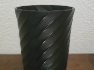 Twisty cup