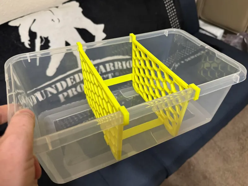 Sterilite 2252LAB8F (6Qt/5.7L) Storage Bin Divider
