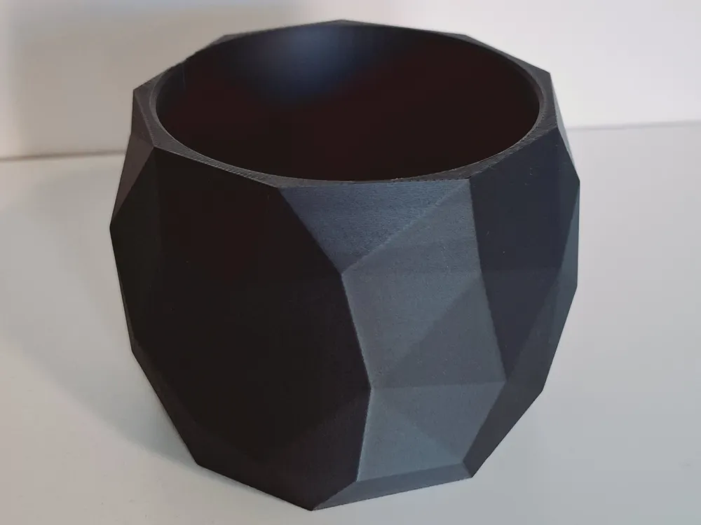 low poly planter - Free 3D Print Model - MakerWorld
