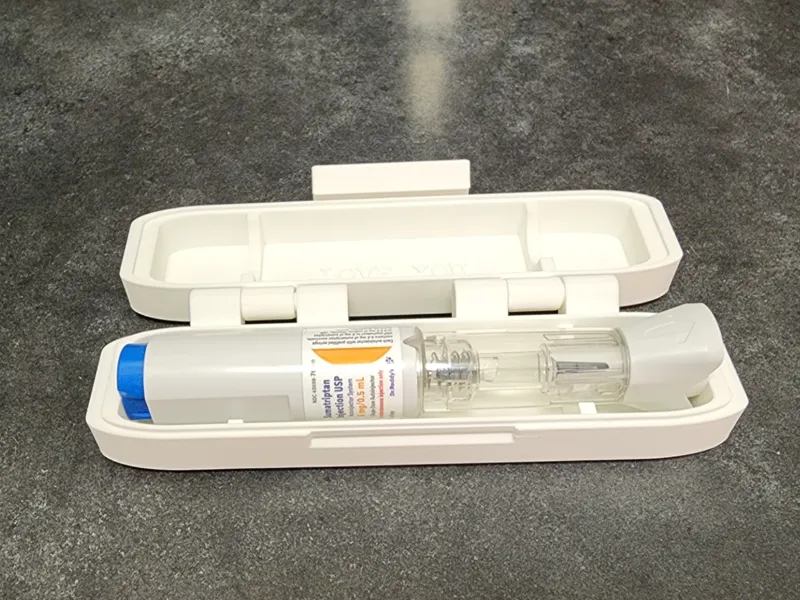 MIGRAINE SYRINGE CASE