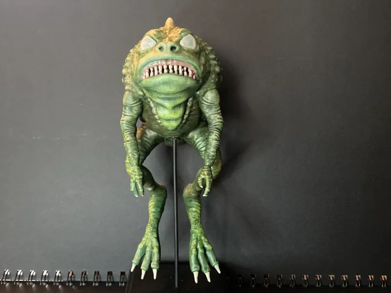Still Croacker (scary frog sculpture)