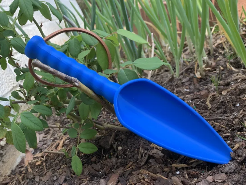 Garden Spike Spade
