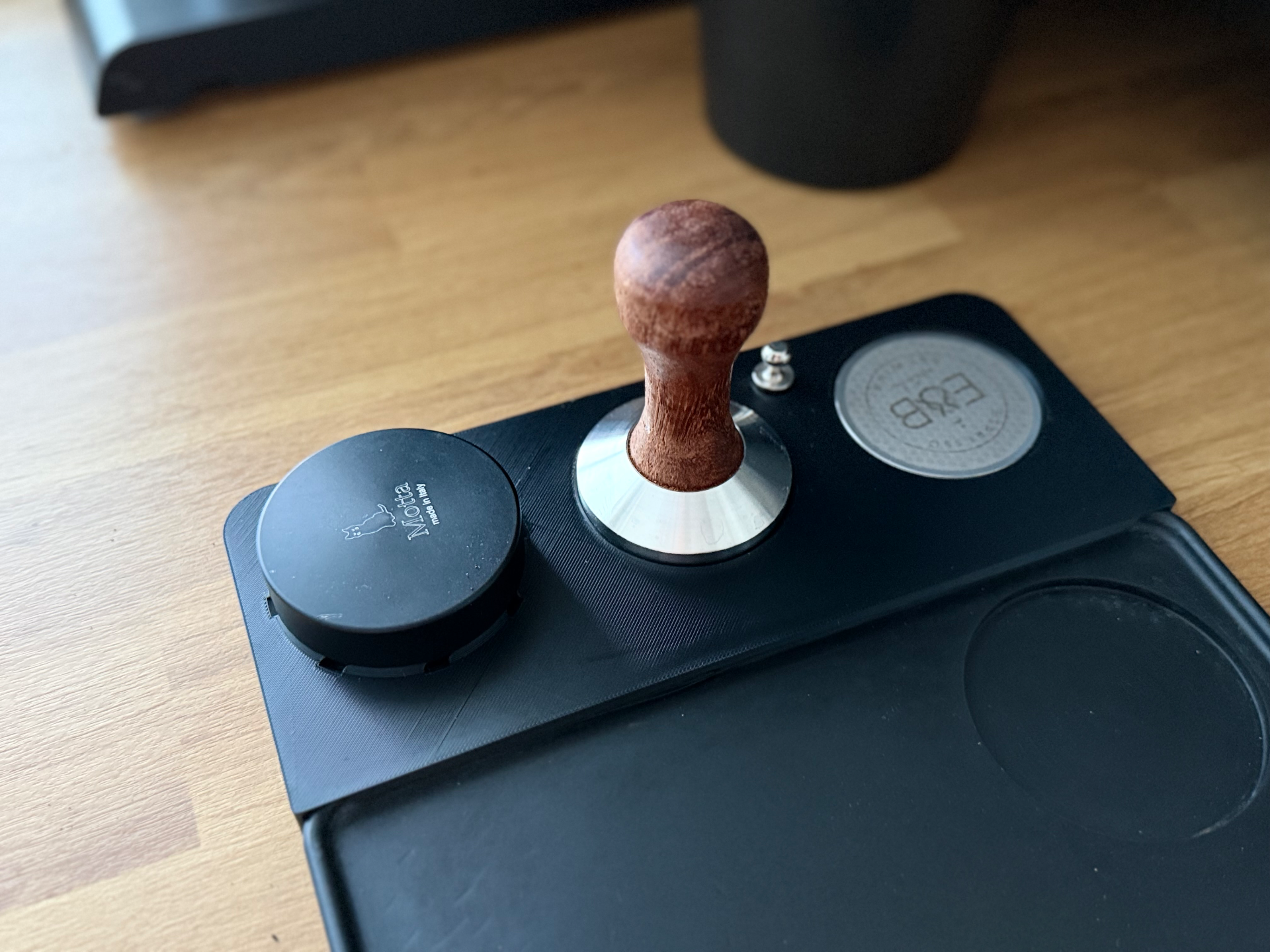 Tamper / Leveler / Puck Screen storage - Motta Mat
