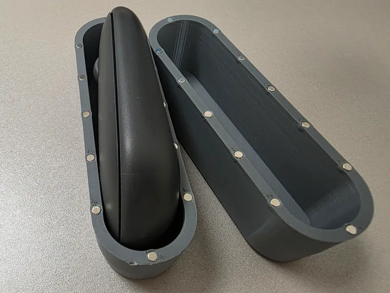 Logitech M350 Pebble case (magnetic)