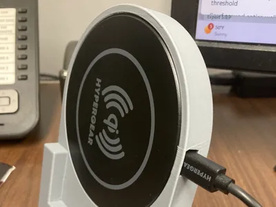 Wireless Phone Stand (Hypergear)