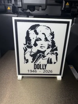 Figura decorativa: Dolly Parton Tribute 1946 - 2026 — vista de referencia 3