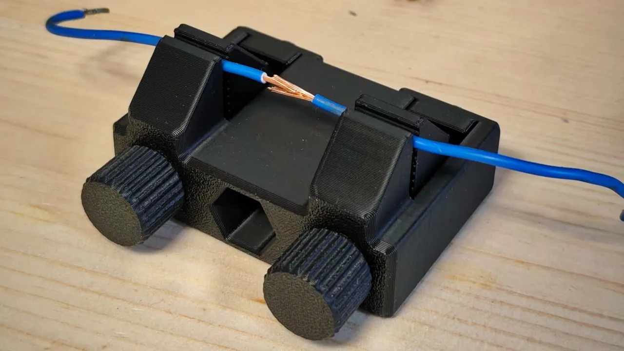 solder wire holder view 3