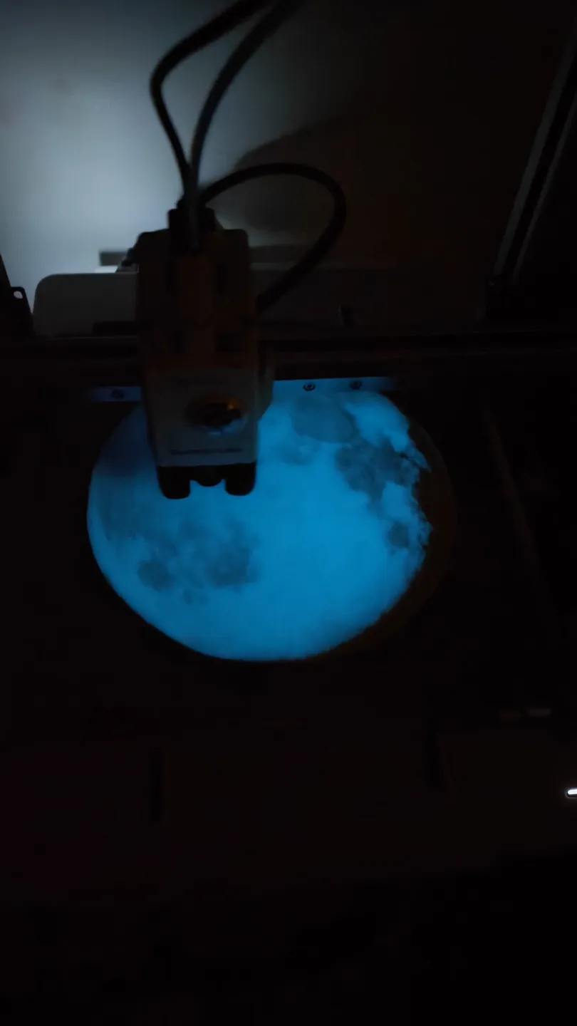Luminous Full Moon Detailed GlowintheDark by Leles maker space