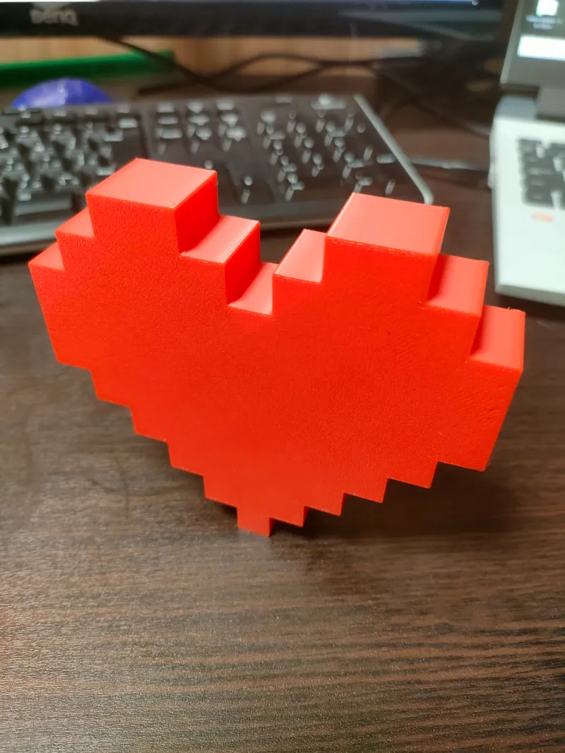 Standing Pixel Heart