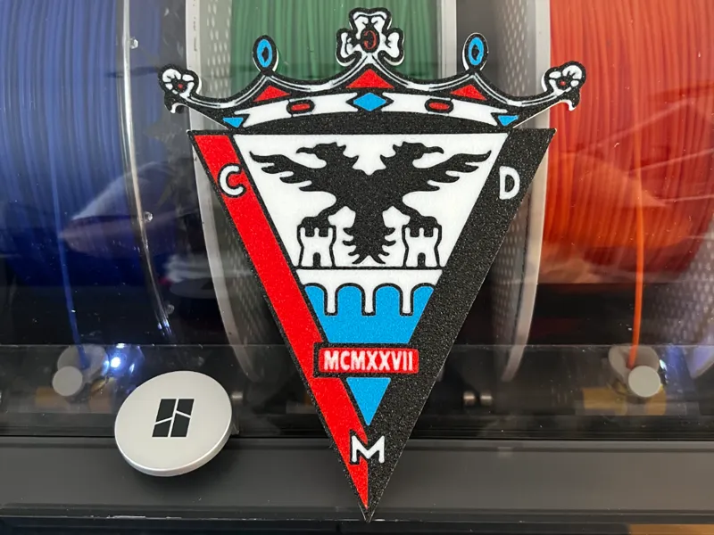 Club Deportivo Mirandes Shield