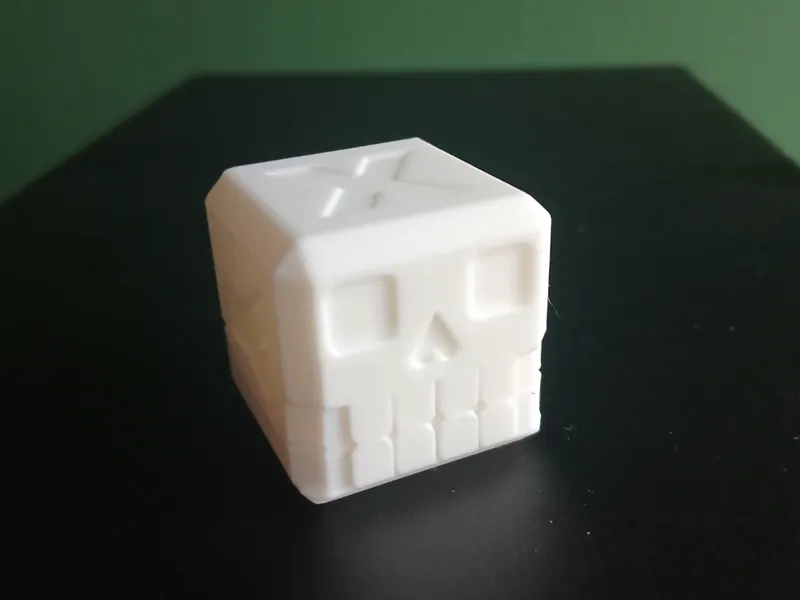 Hinged Skull Calibration Cube