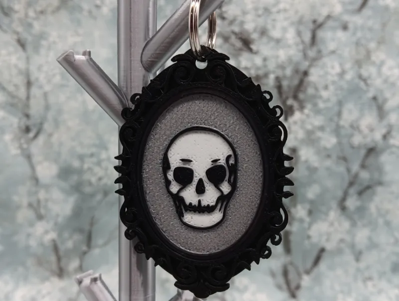 Ornamental Halloween skull keyring keychain