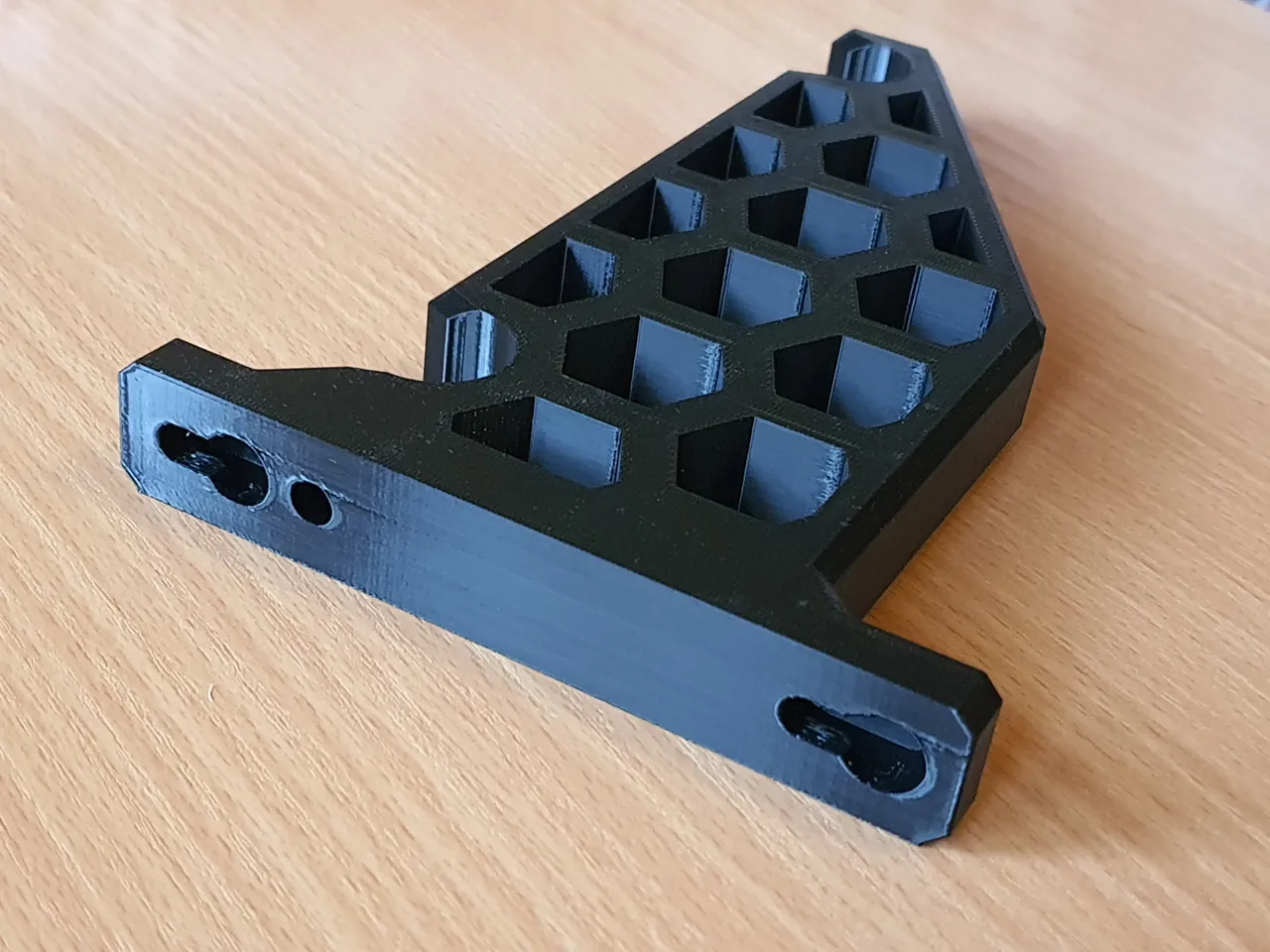 Filament spool shelf honeycomb view 3