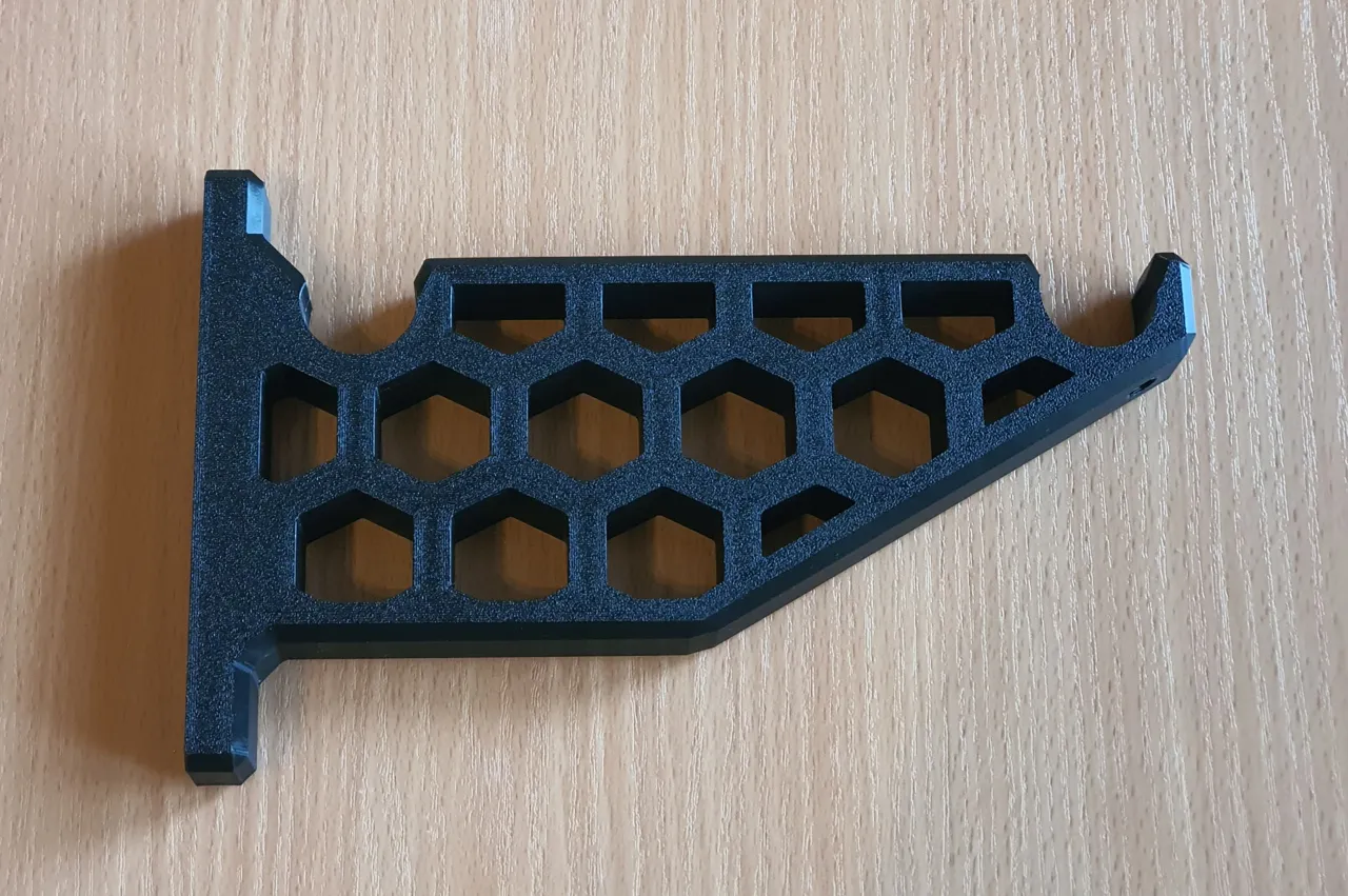 Filament spool shelf honeycomb view 2