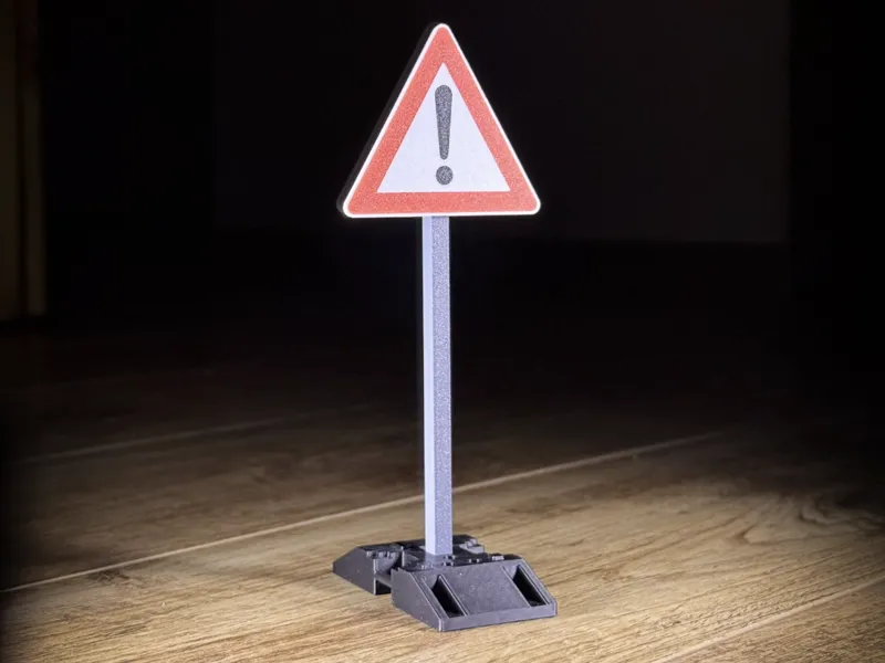 Verkehrszeichen 101 - Gefahrstelle