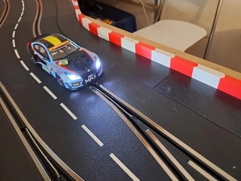 guardrail carrera