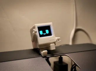 QBIT - Your IoT Desk Robot (ESP32-C3)