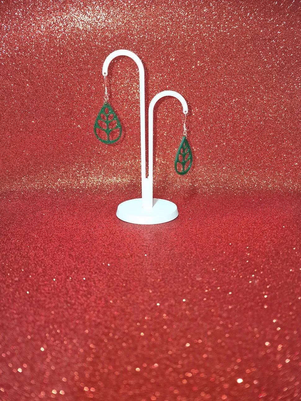 Plant in a drop earrings view 3