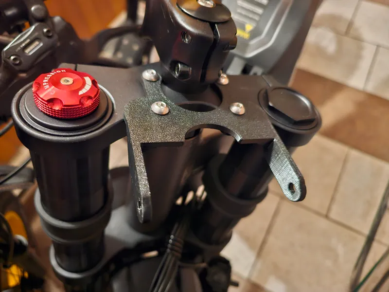 Coswheel R19 hedlight mount