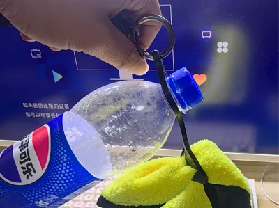 Quick Release Clip for Water Bottle and Towel