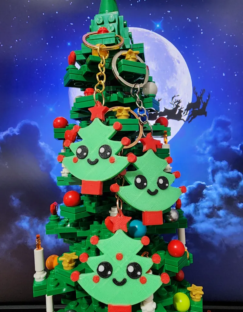 Cute Christmas Tree Keychain V1