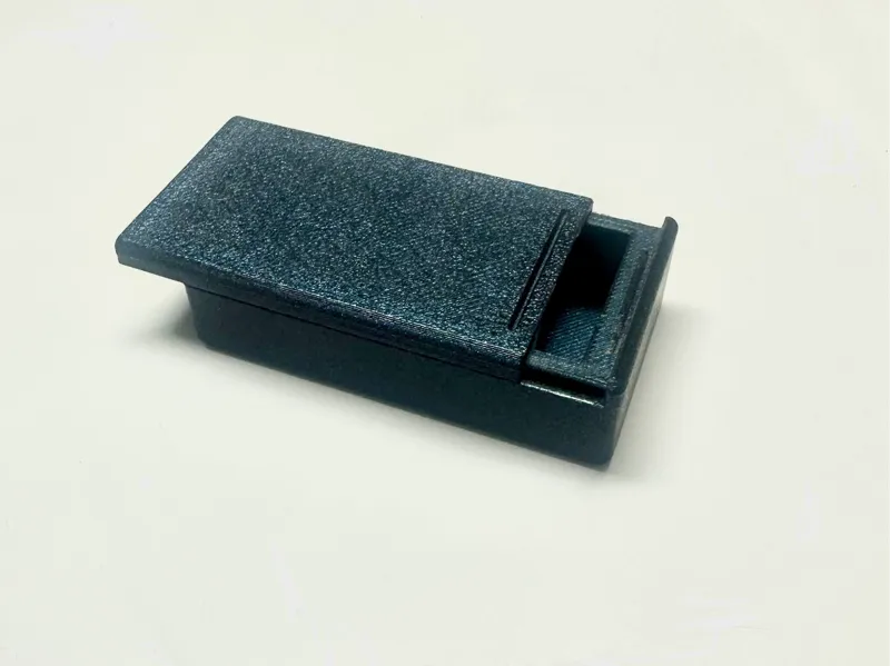 Snap Container