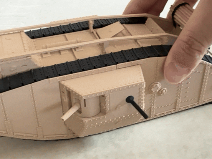 Фигурка на Mark IV Male WWI Tank