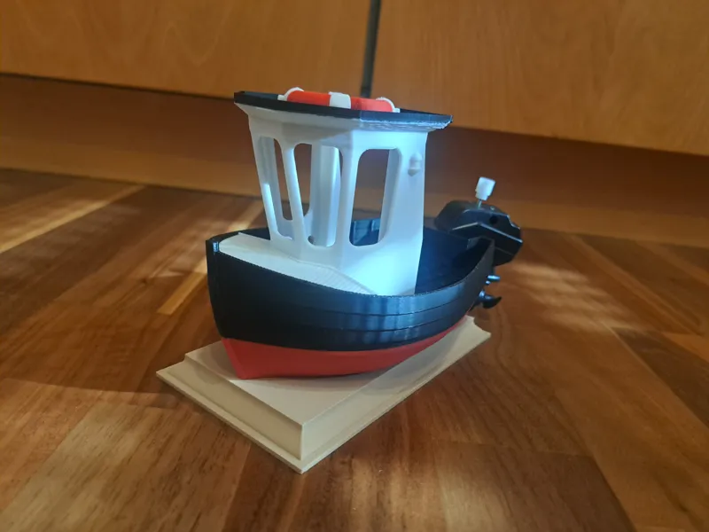 Base for Boat Model 010 - The windup-motor boat 