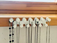 Necklace holder